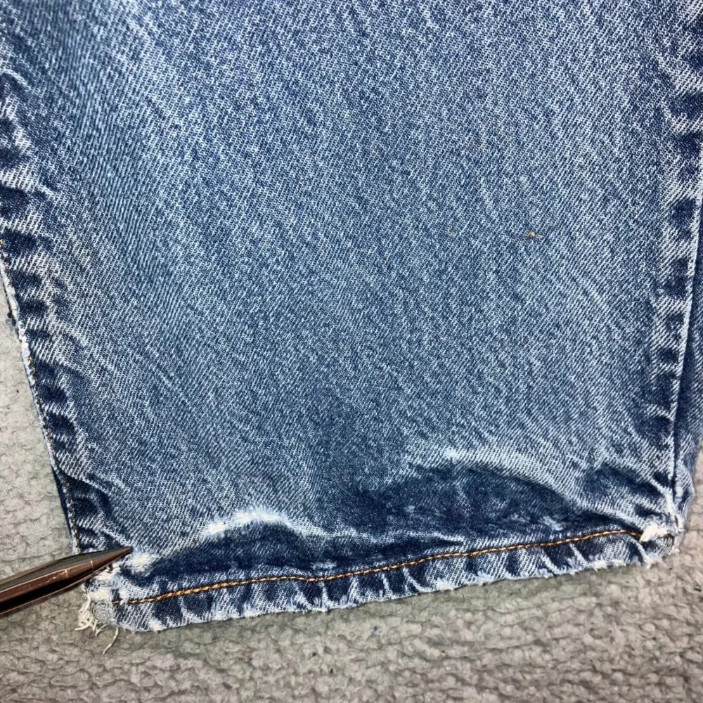 Vtg Levi's 517 Bootcut Jeans Mens 36x32 Blue Distressed Thrashed Punk Grunge Y2K